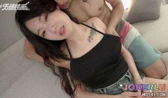  女子圖鑑AN9-066開朗活潑的衝浪女子Kumi有著可愛的反差萌女上位抽插時就像是在浪上一樣搖擺射精