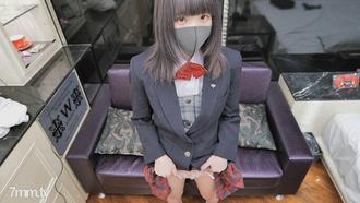FC2-PPV-1911284 【個人拍攝】保奈美18歲制服play是尖叫的陰道射精乞討女兒【山地拍攝】