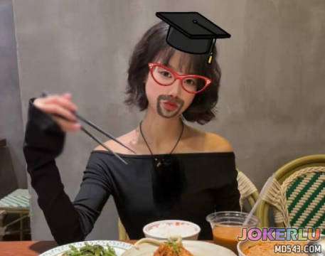  再一次把我的亲妹妹操了狠狠地舔她的逼插她的嫩穴