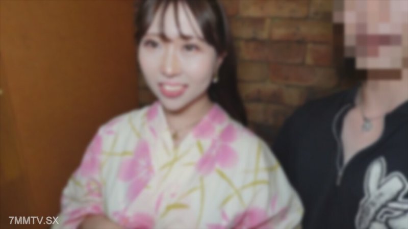FC2-PPV-4520386 我是一名美麗的藝術外科學生**，就讀於醫科大學。時隔許久，初戀情人霍爾（何浩飾）首次提出批評並敞開心扉。自從經歷了大型大眾運輸以及壓力感之後，就出現了大量的三輪運動